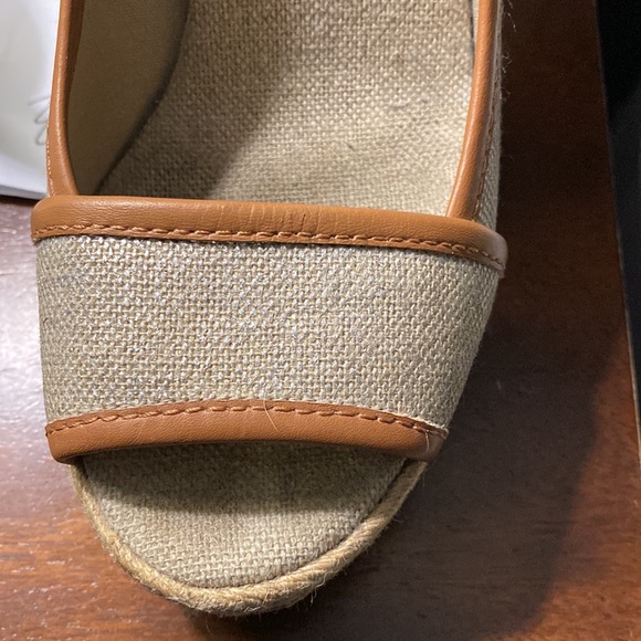 Pre own Tory  Burch Sally Peep Toe Wedge Shoe . - Picture 5 of 5